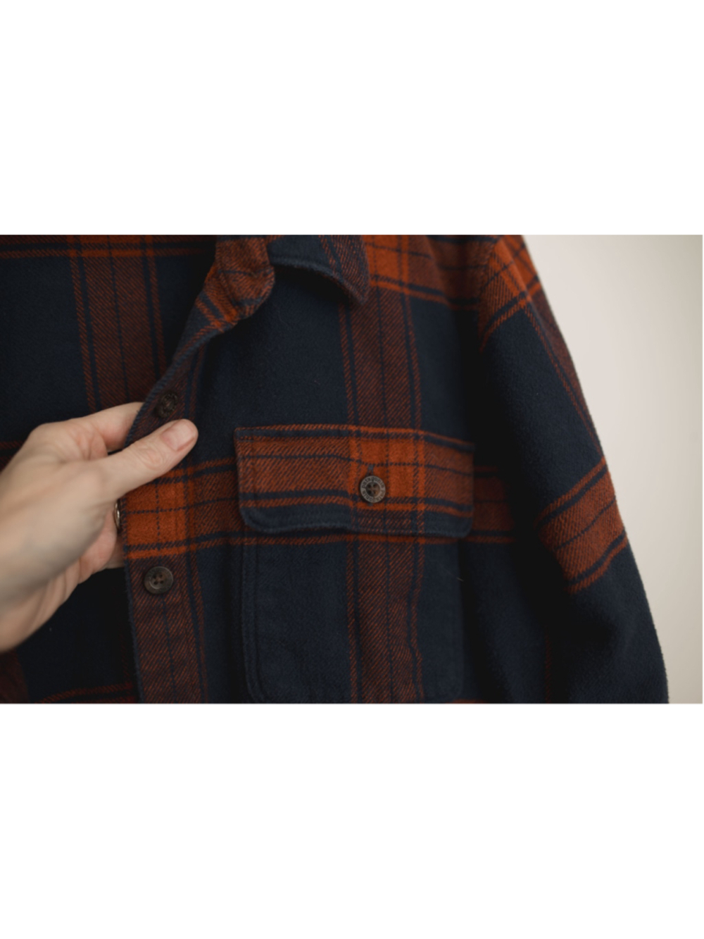 Patagonia Burlwood Navy W's Long-Sleeved Fjord Flannel Shirt Medium - Picture 2 of 4